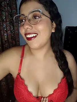SaraSweet19 from StripChat