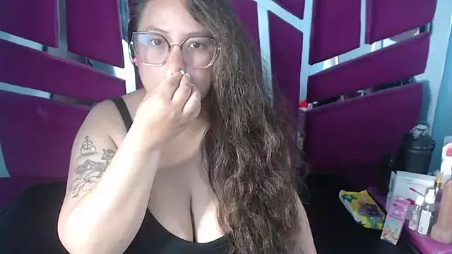 SaraThomso from StripChat