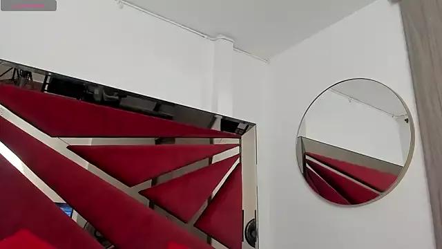 SaraWagner_ from StripChat