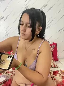 Explore our live girls sluts from our Custom and Multi clubs and checkout exclusive access to highly interactive content, such as shape, hair, titties, pussy type and many more.