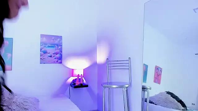 saray_rivas18 from StripChat