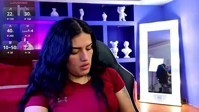 sari_belle from StripChat is Freechat