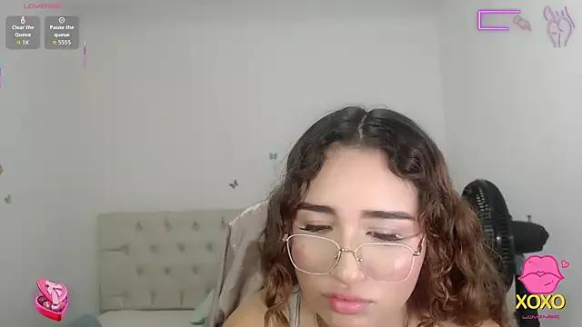 sasha_17_ from StripChat
