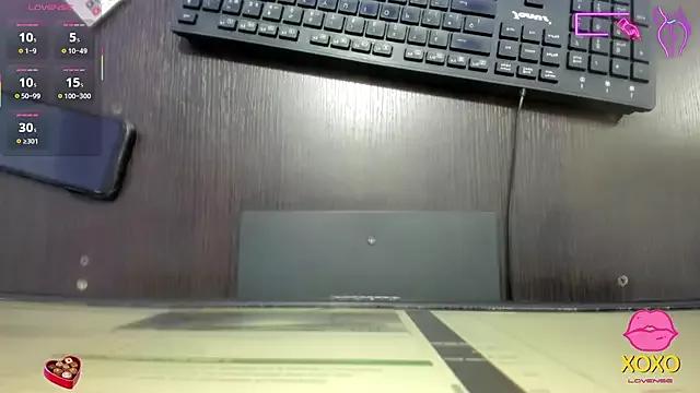 sasha_17_ from StripChat