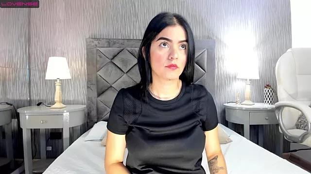 sasha__sims_ from StripChat