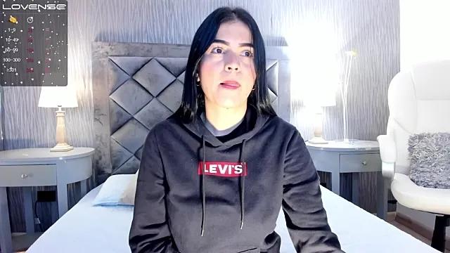 sasha__sims_ from StripChat