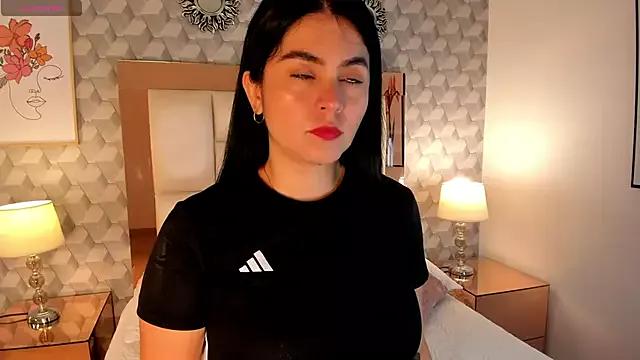 Explore our live girls sluts from our Custom and Multi clubs and checkout exclusive access to highly interactive content, such as shape, hair, titties, pussy type and many more.