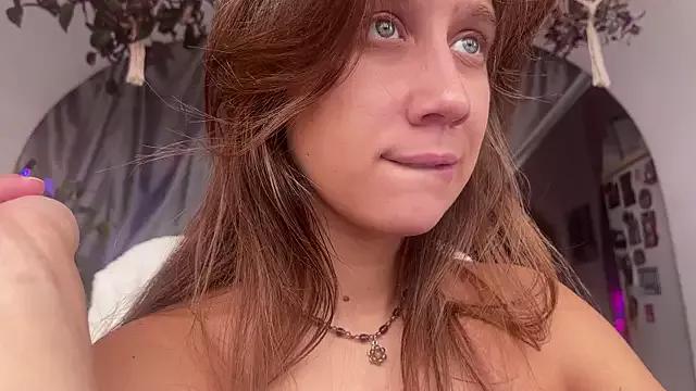 Sasha_moormeoow from StripChat