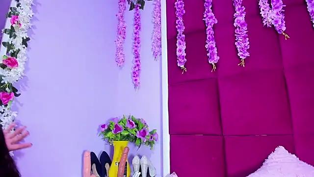 Sasha_Petitte from StripChat