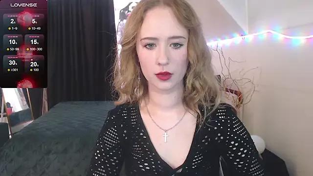 SashaBrooks from StripChat is Freechat