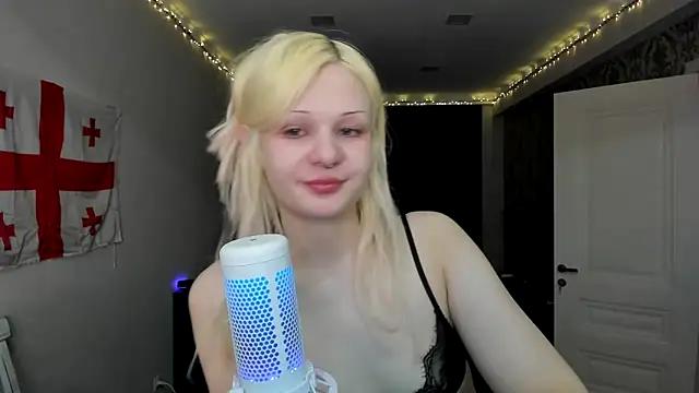 sashakiss99 from StripChat