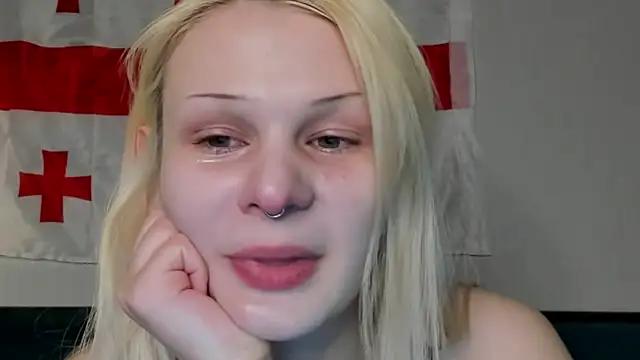 sashakiss99 from StripChat