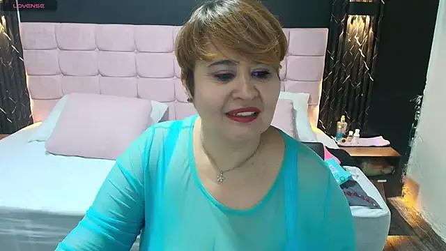 SashaRosee_ from StripChat