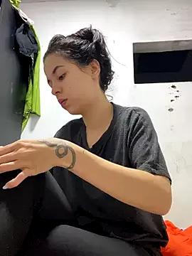 sashaxxx1630 from StripChat
