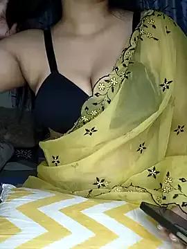 Sassy-soumu from StripChat