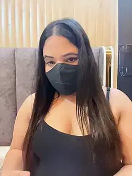 Sassy_Inaya from StripChat