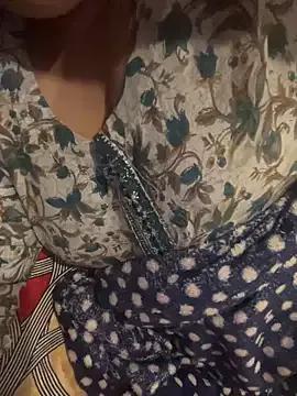 Sassy_Inaya from StripChat