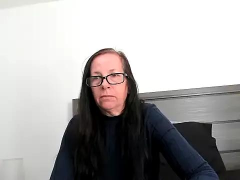 sassypeachgoddess from StripChat is Freechat