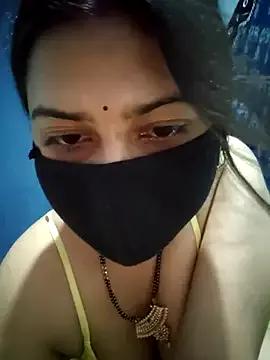 SassyWildCouple from StripChat