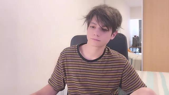 SasukeUhchiaa from StripChat