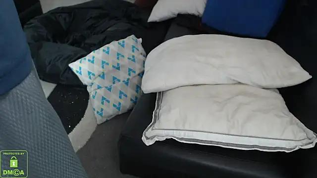sausage_taco from StripChat