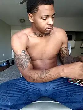 savageDick16 from StripChat
