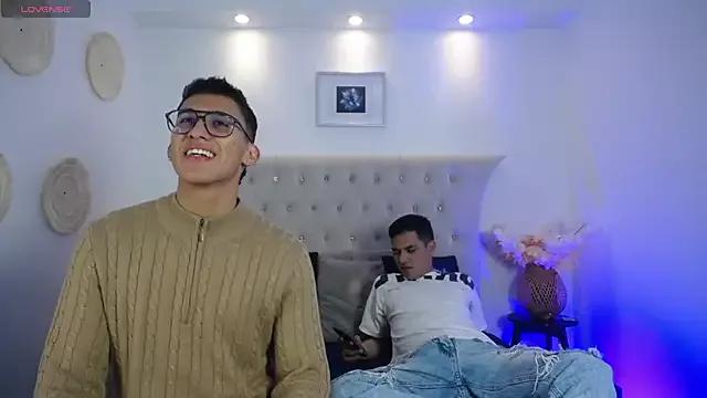 SavAndRob from StripChat