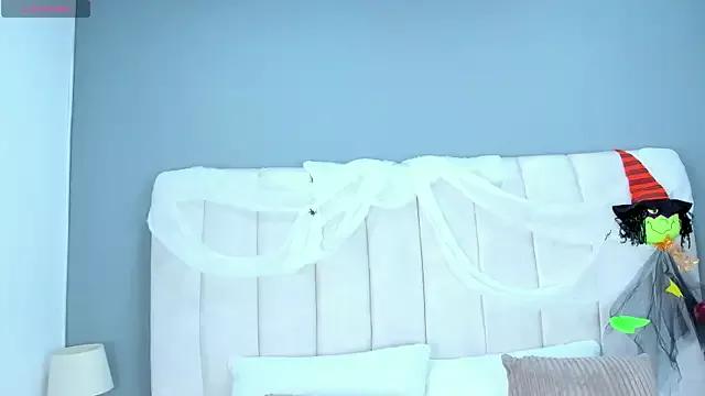 ScarletStarr from StripChat is Freechat