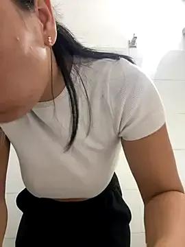 Scarlett_12 from StripChat is Freechat