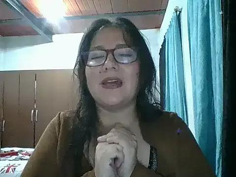 scarlett_widow_ from StripChat is Freechat