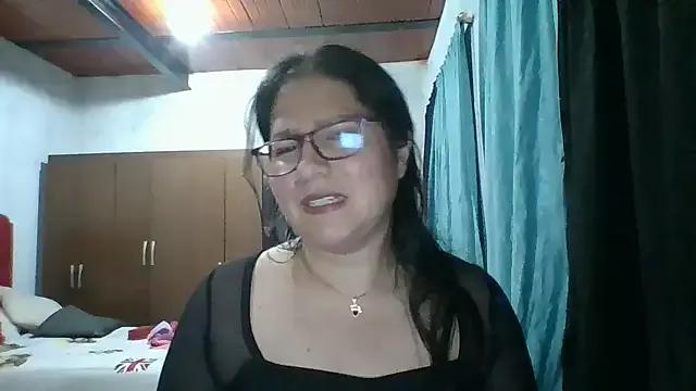scarlett_widow_ from StripChat is Freechat