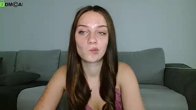 Explore our live girls sluts from our Custom and Multi clubs and checkout exclusive access to highly interactive content, such as shape, hair, titties, pussy type and many more.