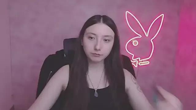 Explore our live girls sluts from our Custom and Multi clubs and checkout exclusive access to highly interactive content, such as shape, hair, titties, pussy type and many more.