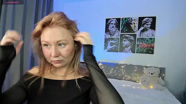 scent__of_woman from StripChat is Freechat