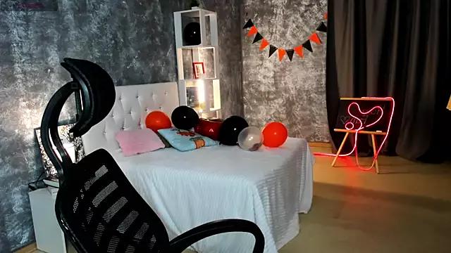 Explore our live girls sluts from our Custom and Multi clubs and checkout exclusive access to highly interactive content, such as shape, hair, titties, pussy type and many more.