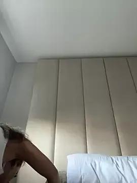 Explore our live girls sluts from our Custom and Multi clubs and checkout exclusive access to highly interactive content, such as shape, hair, titties, pussy type and many more.