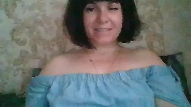 SecretSienna_ from StripChat is Freechat