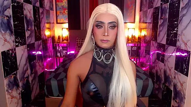 SeductiveAshleyTS from StripChat is Freechat