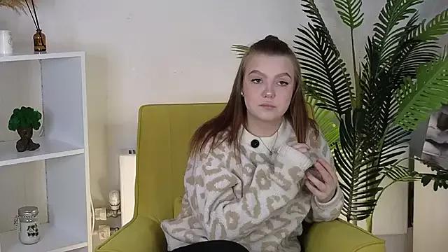 SeeCoonfare from StripChat