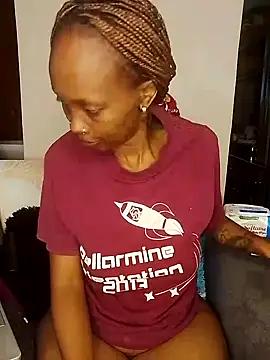 SeffieLucy from StripChat