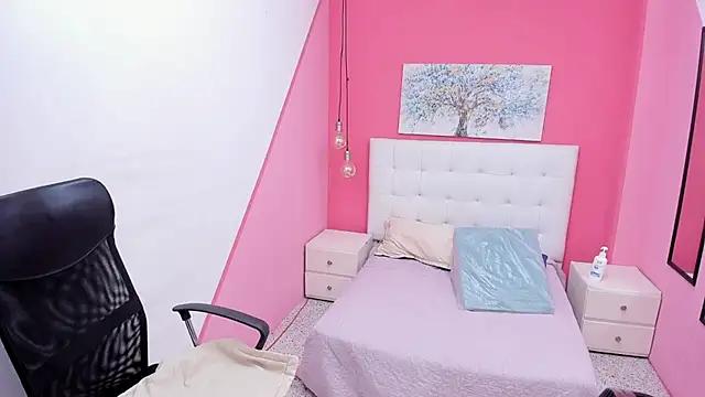 selena_castillo from StripChat