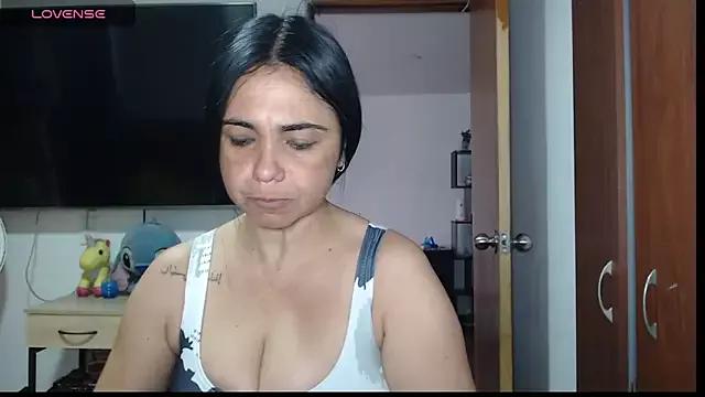 selena_ferri from StripChat