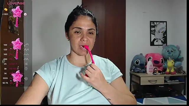 selena_ferri from StripChat