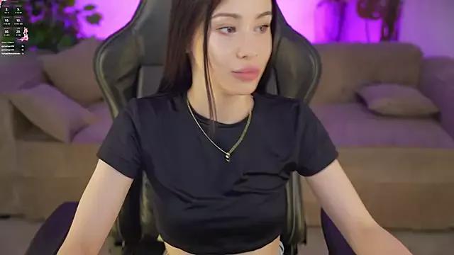 Selena_Glow from StripChat