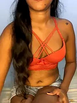 selena_mia from StripChat