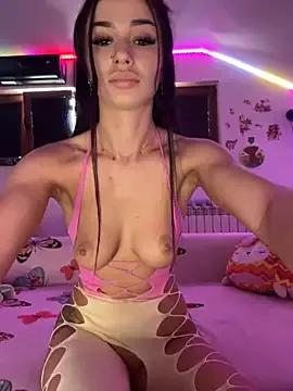 SelenaBee from StripChat is Freechat