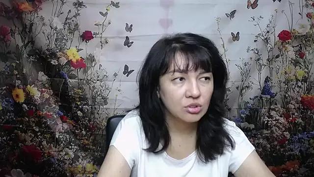 SelenaFly from StripChat