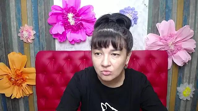 SelenaFly from StripChat