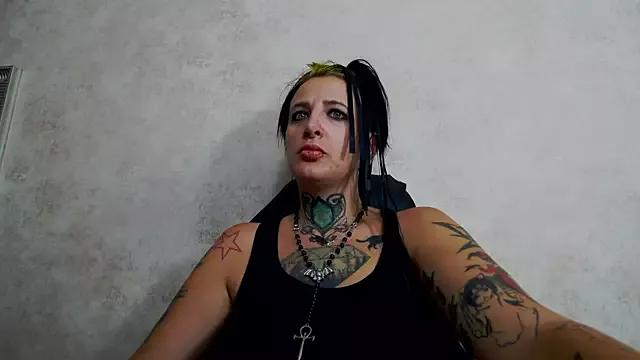 SelenasJones from StripChat