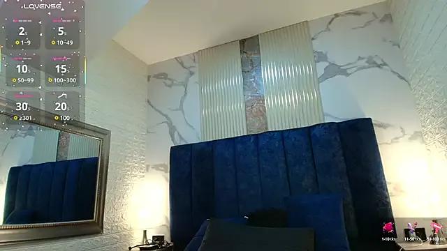 selene_diler from StripChat